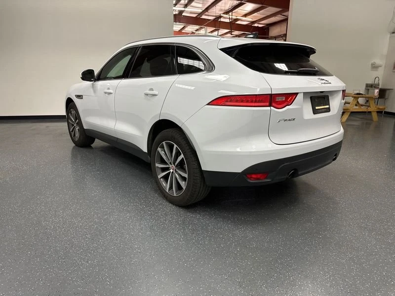 2020 Jaguar F-Pace - Image 6 of 20