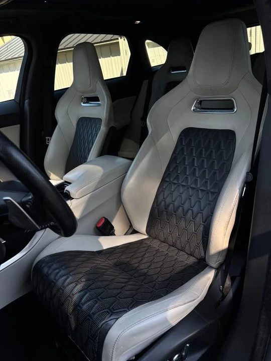 2020 Jaguar F-Pace - Image 3 of 10