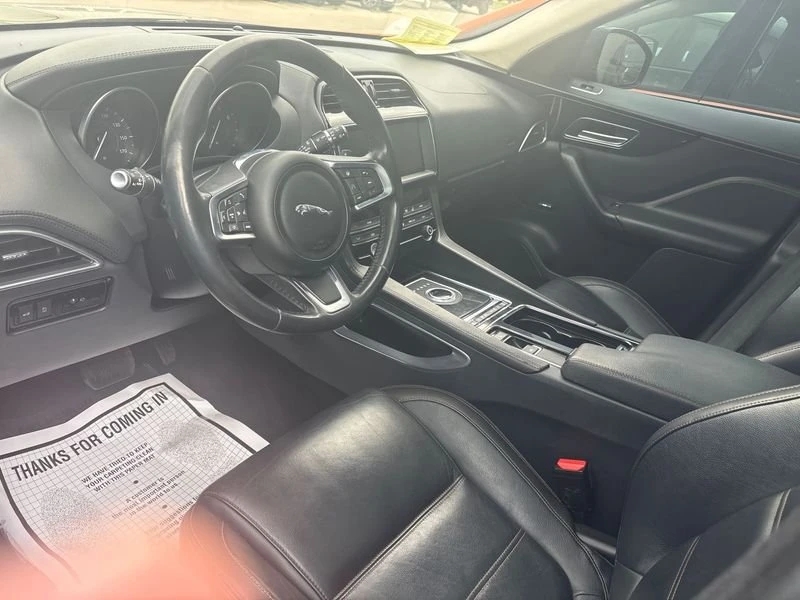 2020 Jaguar F-Pace - Image 4 of 5