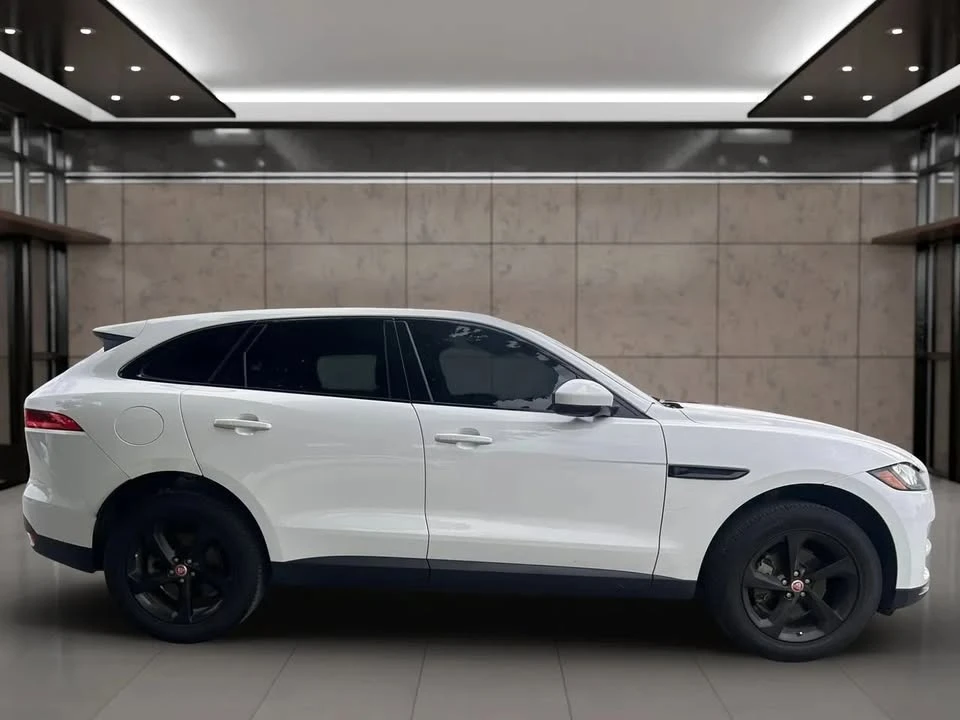2020 Jaguar F-Pace - Image 2 of 8