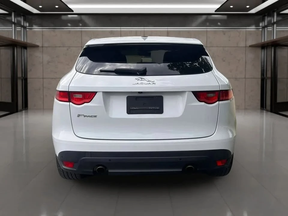 2020 Jaguar F-Pace - Image 4 of 8