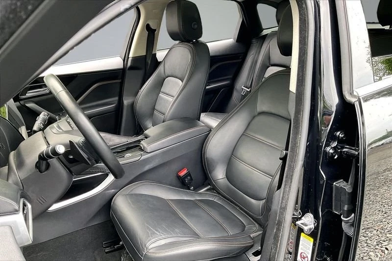 2020 Jaguar F-Pace - Image 10 of 20