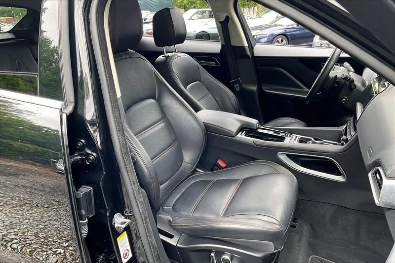 2020 Jaguar F-Pace - Image 12 of 20