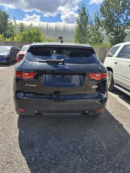 2020 Jaguar F-Pace - Image 11 of 12