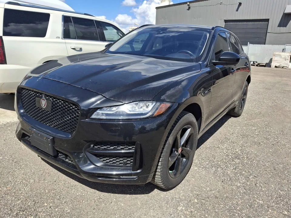 2020 Jaguar F-Pace - Image 2 of 12
