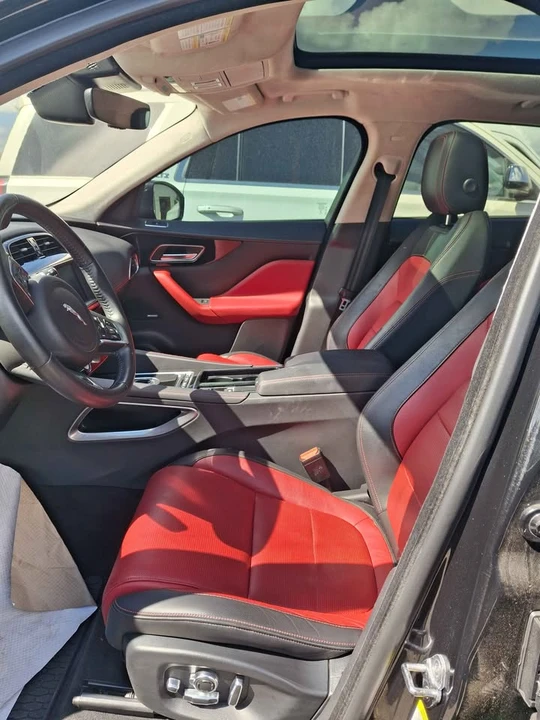 2020 Jaguar F-Pace - Image 6 of 12
