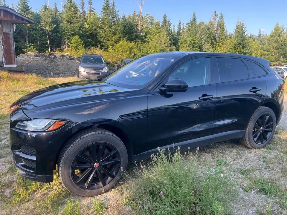2020 Jaguar F-Pace - Image 2 of 15