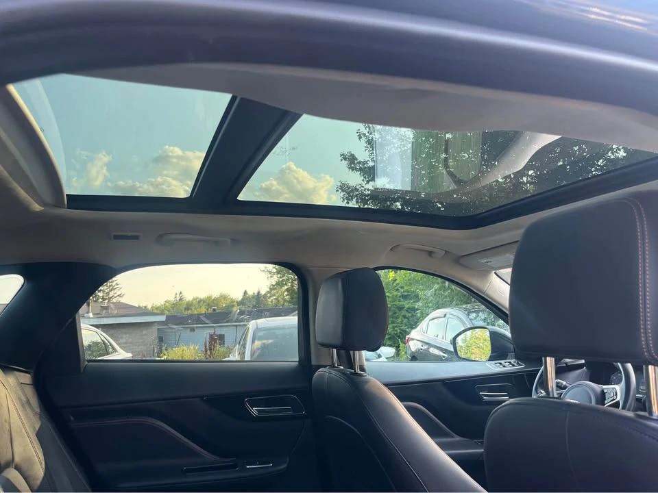 2020 Jaguar F-Pace - Image 8 of 15