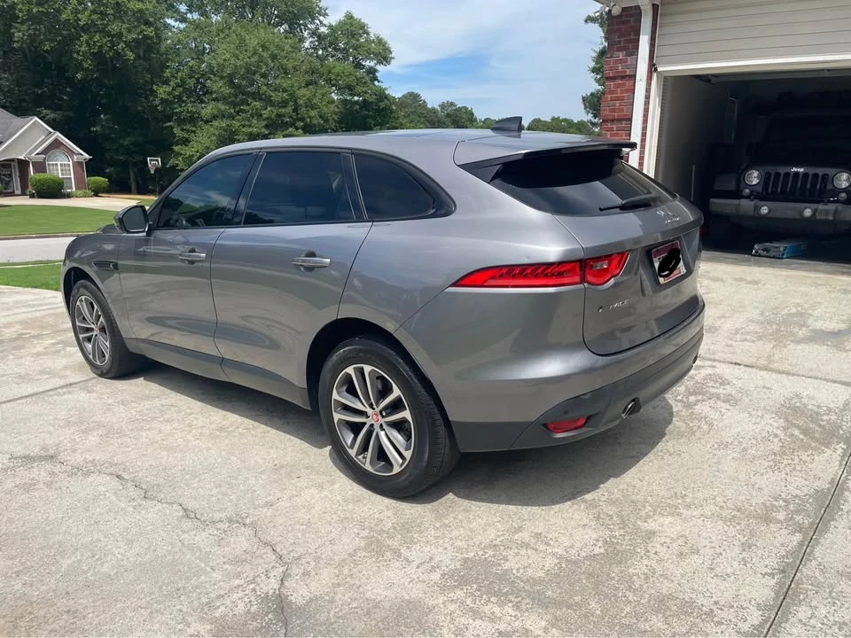2020 Jaguar F-Pace - Image 5 of 18