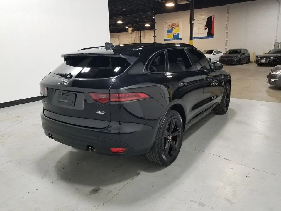 2020 Jaguar F-Pace - Image 7 of 20