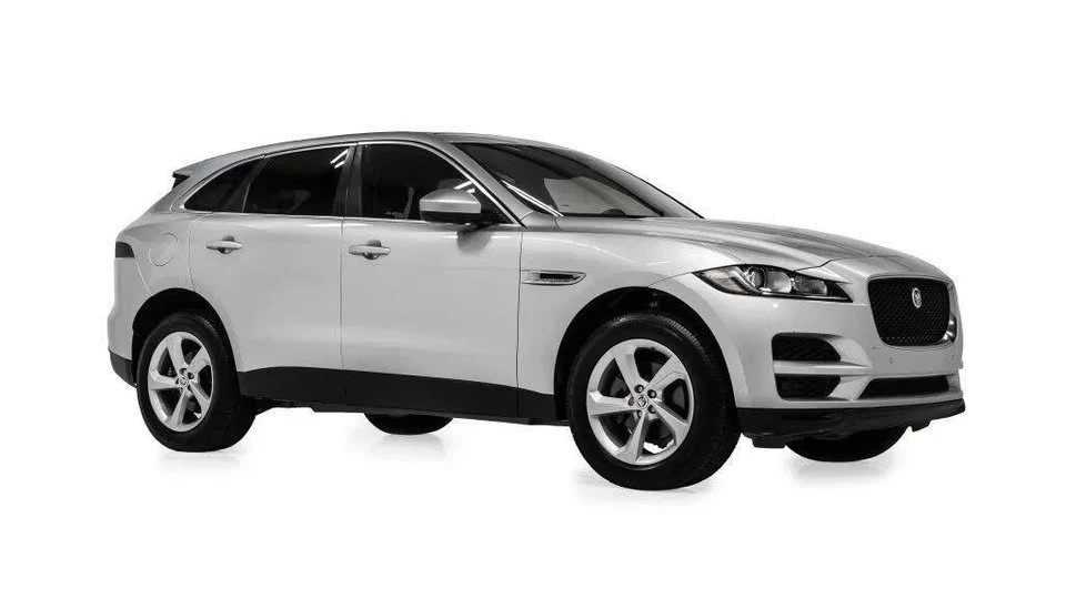 2020 Jaguar F-Pace - Image 2 of 20