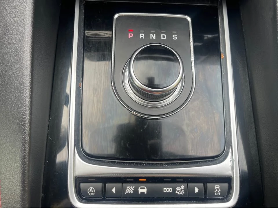 2020 Jaguar F-Pace - Image 19 of 20