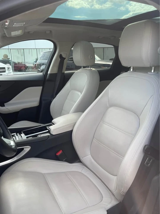 2020 Jaguar F-Pace - Image 8 of 13