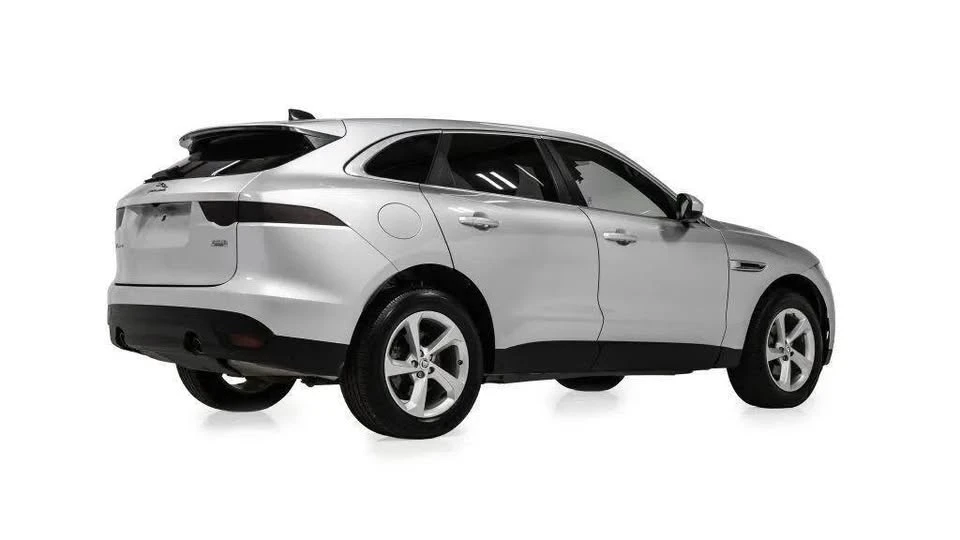 2020 Jaguar F-Pace - Image 3 of 20