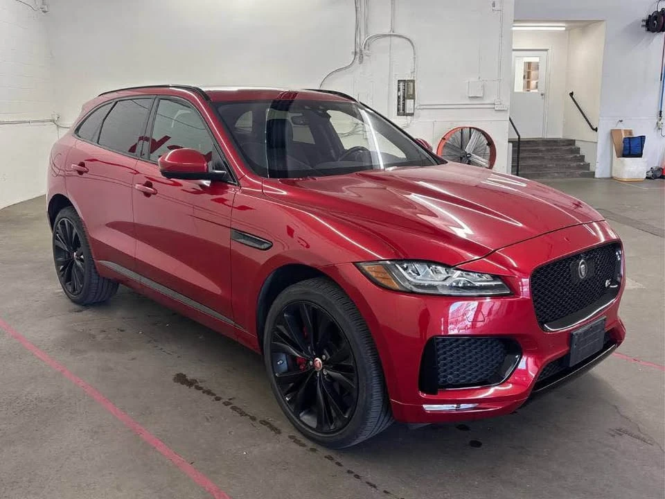 2020 Jaguar F-Pace - Image 3 of 11