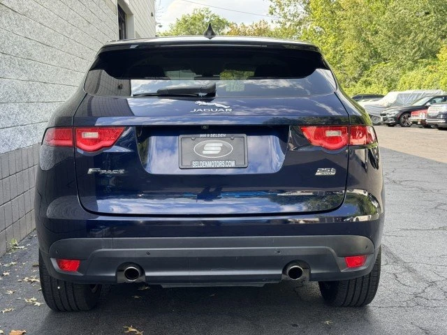 2020 Jaguar F-Pace - Image 15 of 20