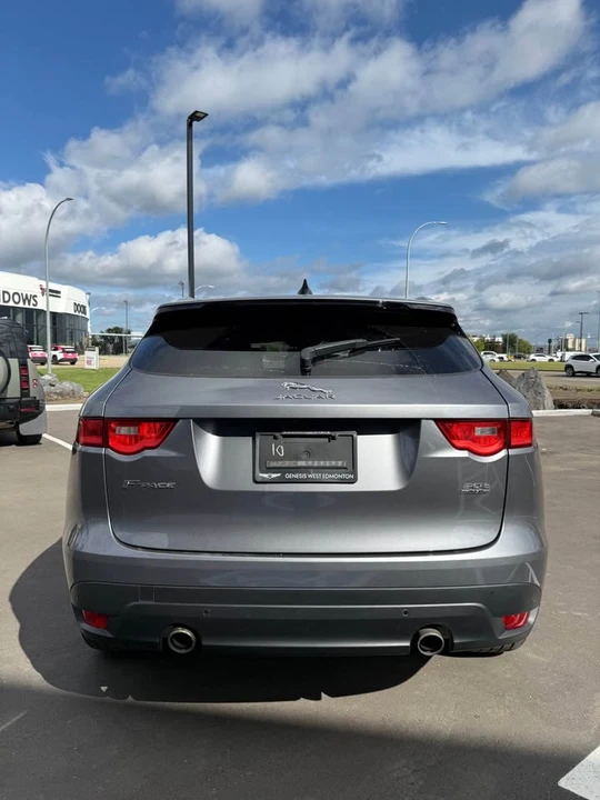 2020 Jaguar F-Pace - Image 6 of 8