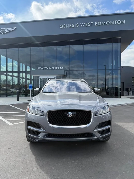 2020 Jaguar F-Pace - Image 2 of 8
