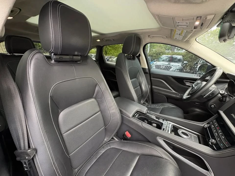 2020 Jaguar F-Pace - Image 9 of 20