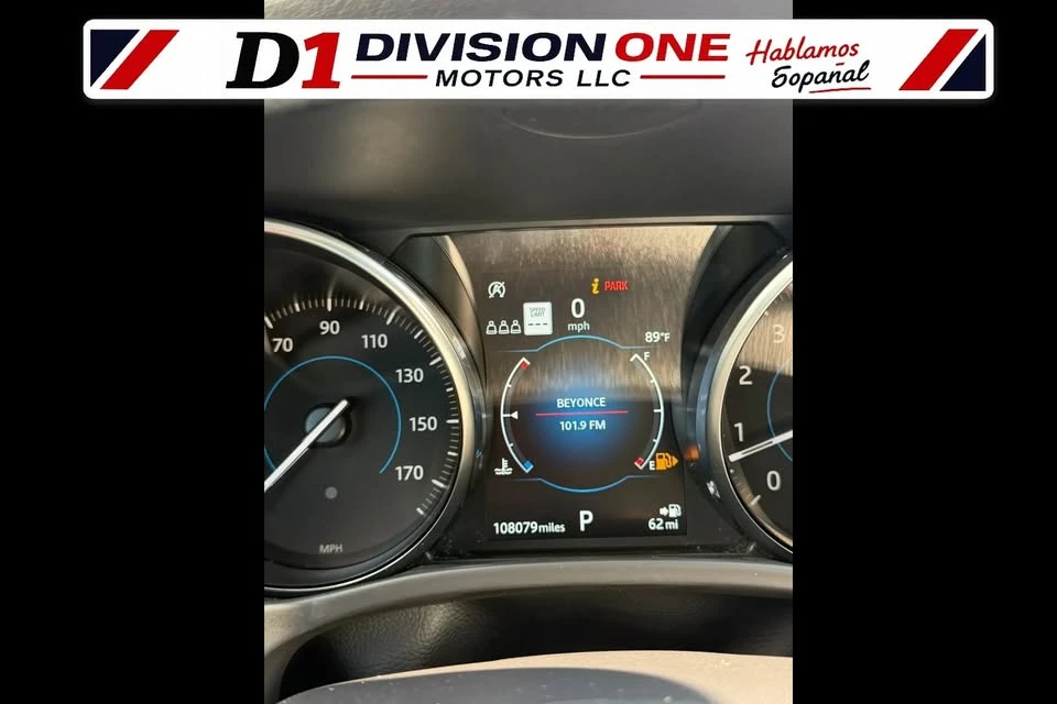 2020 Jaguar F-Pace - Image 15 of 15