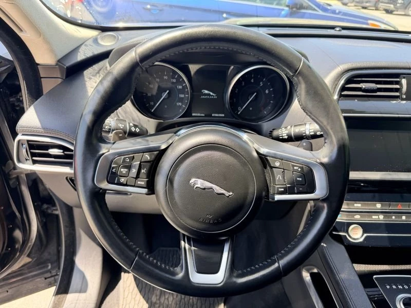 2020 Jaguar F-Pace - Image 17 of 20