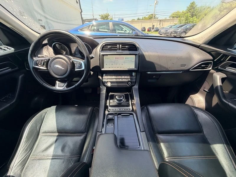 2020 Jaguar F-Pace - Image 19 of 20