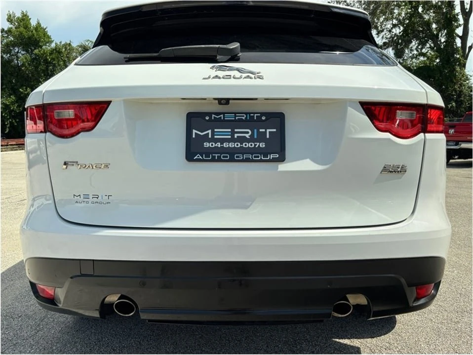 2020 Jaguar F-Pace - Image 17 of 20