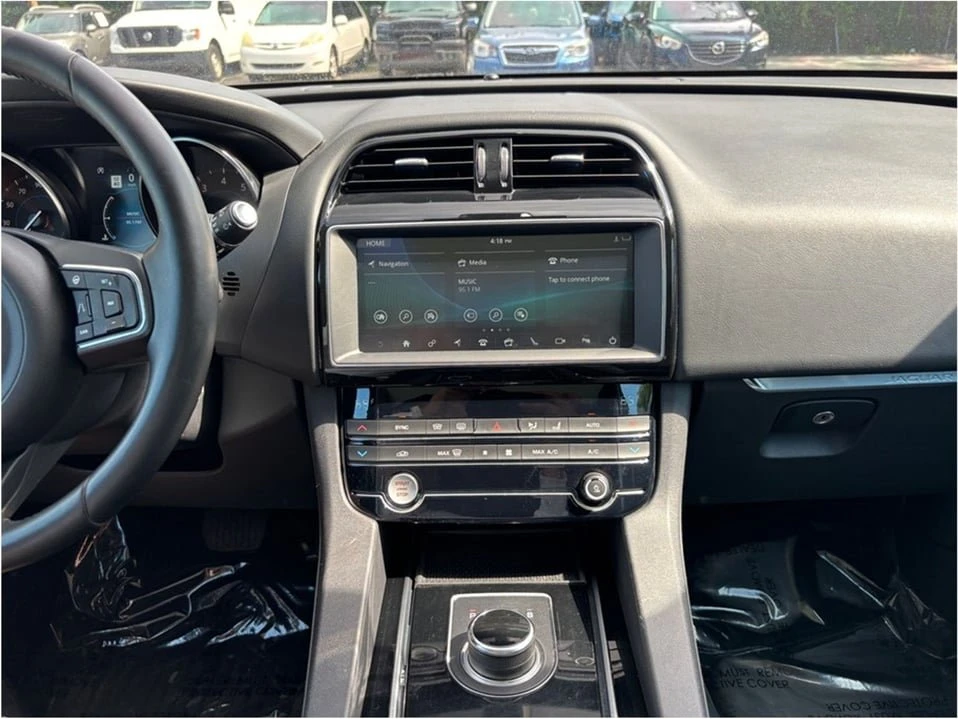 2020 Jaguar F-Pace - Image 11 of 20