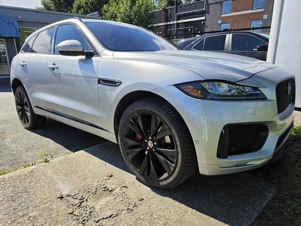 2020 Jaguar F-Pace - Image 3 of 10