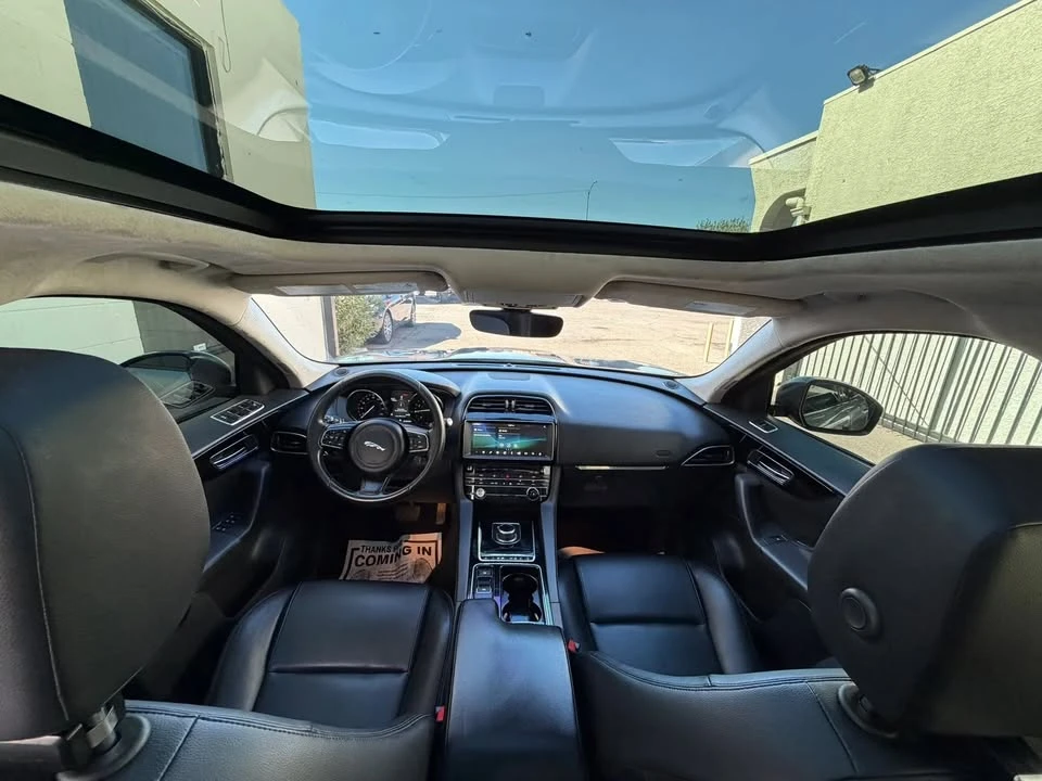 2020 Jaguar F-Pace - Image 16 of 20