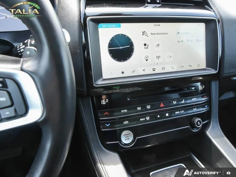 2020 Jaguar F-Pace - Image 12 of 20