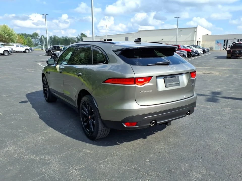 2020 Jaguar F-Pace - Image 8 of 20