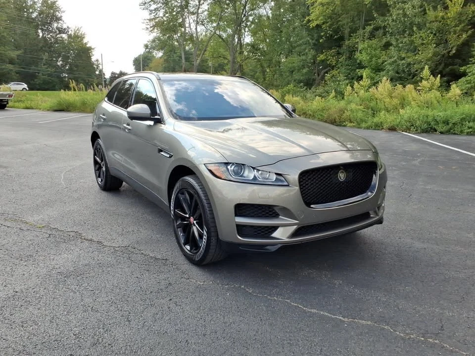 2020 Jaguar F-Pace - Image 4 of 20