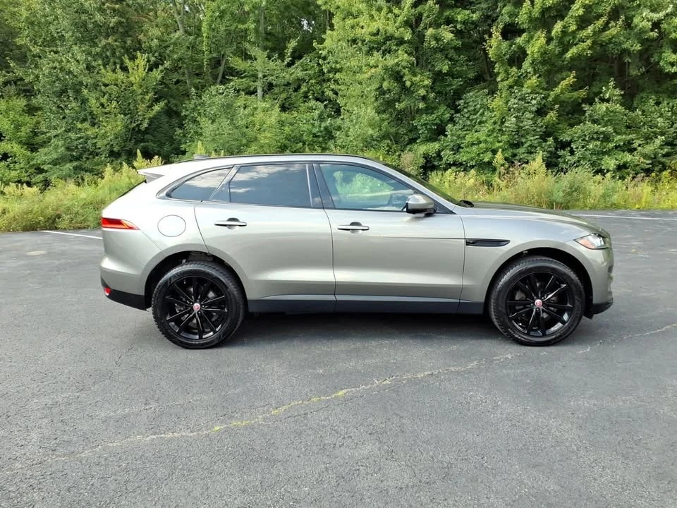 2020 Jaguar F-Pace - Image 5 of 20
