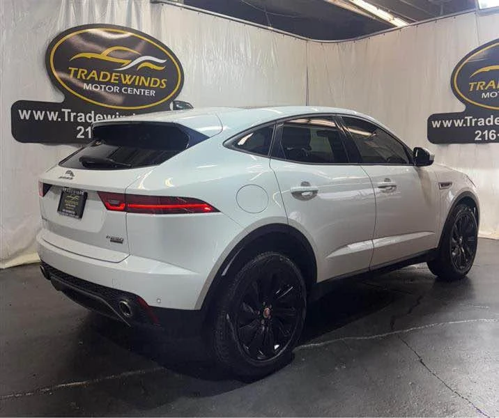 2020 Jaguar F-Pace - Image 6 of 15