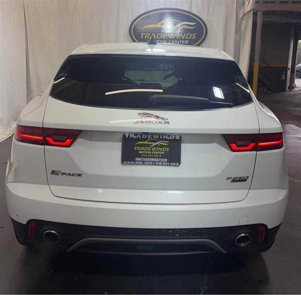2020 Jaguar F-Pace - Image 5 of 15