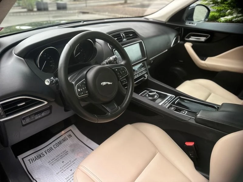 2020 Jaguar F-Pace - Image 13 of 18