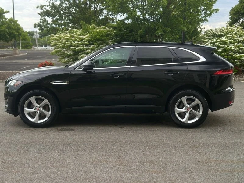 2020 Jaguar F-Pace - Image 5 of 18