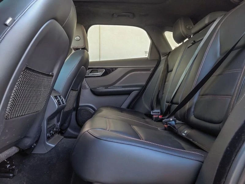 2020 Jaguar F-Pace - Image 18 of 20