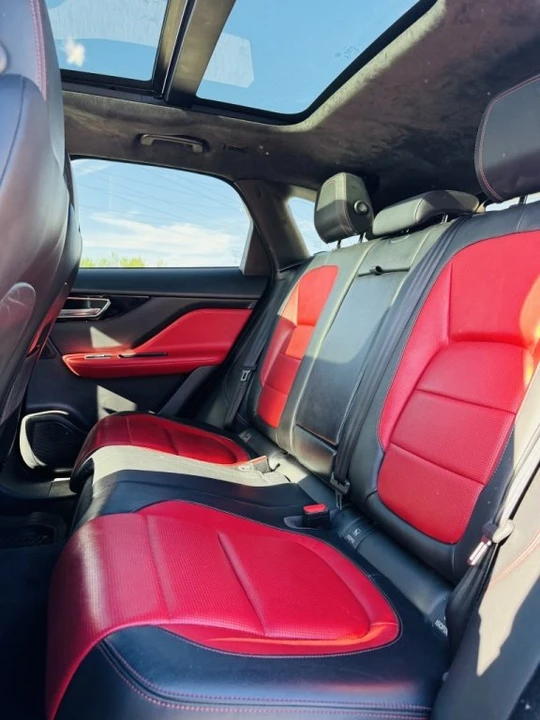 2020 Jaguar F-Pace - Image 12 of 19