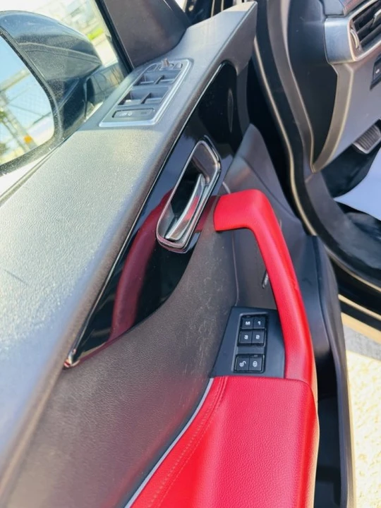 2020 Jaguar F-Pace - Image 15 of 19