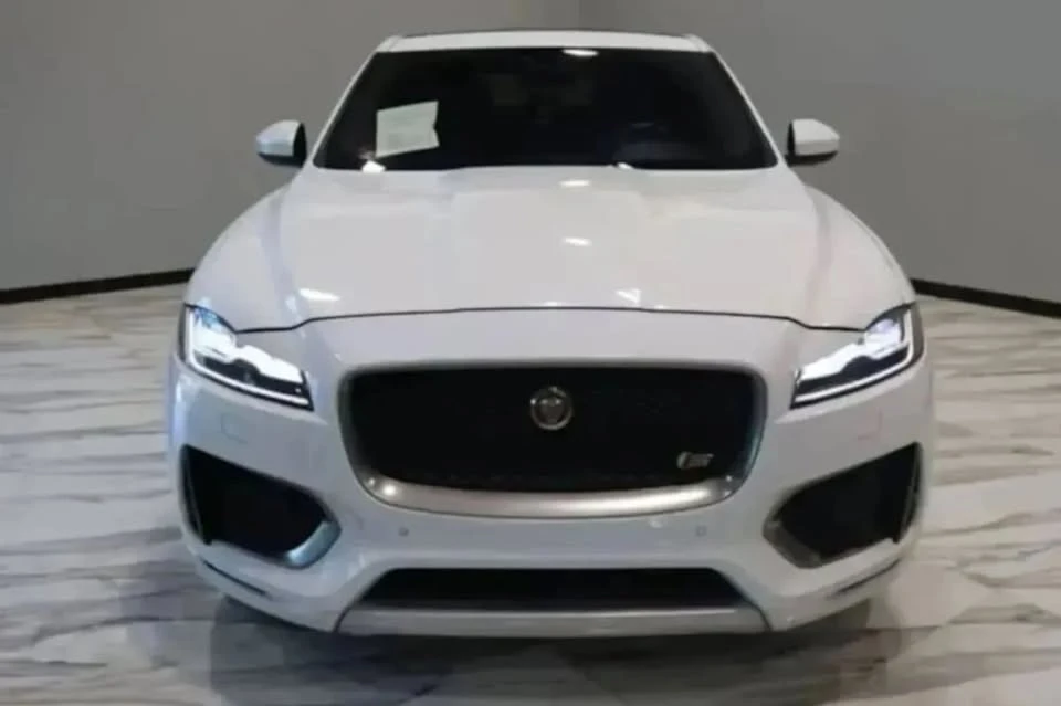 2020 Jaguar F-Pace - Image 2 of 20