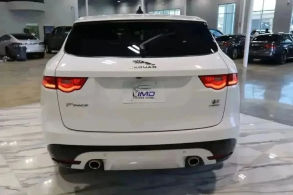 2020 Jaguar F-Pace - Image 6 of 20