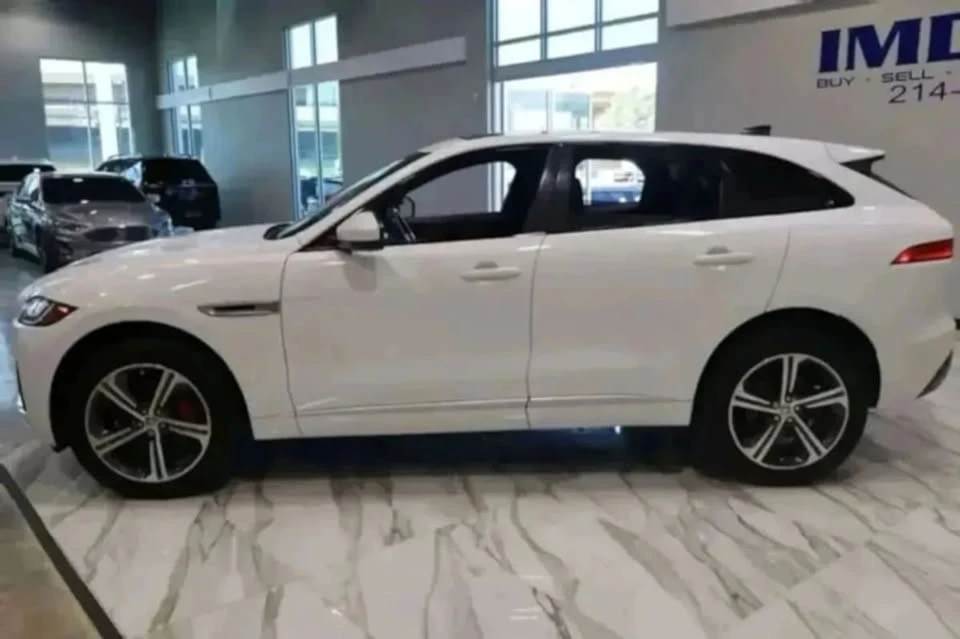 2020 Jaguar F-Pace - Image 8 of 20