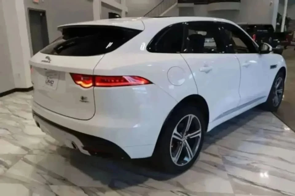 2020 Jaguar F-Pace - Image 5 of 20