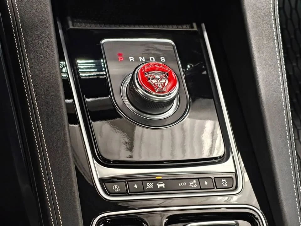2020 Jaguar F-Pace SVR - Image 10 of 20
