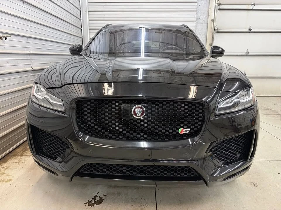 2020 Jaguar F-Pace - Image 2 of 19