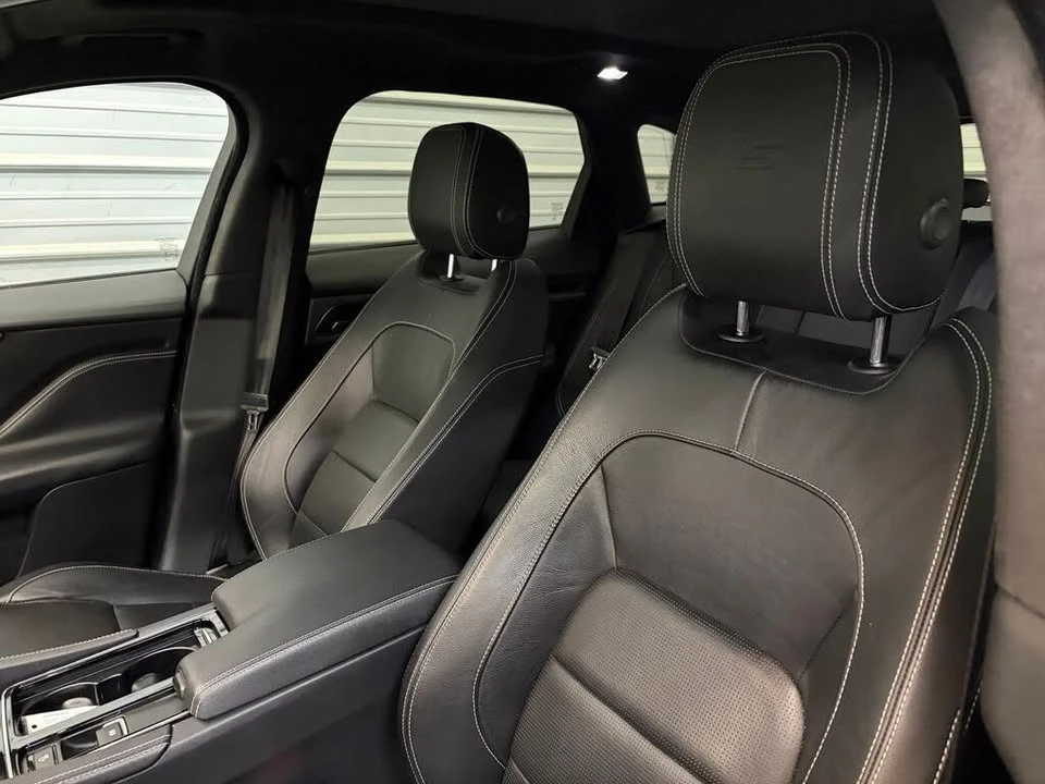 2020 Jaguar F-Pace - Image 9 of 19