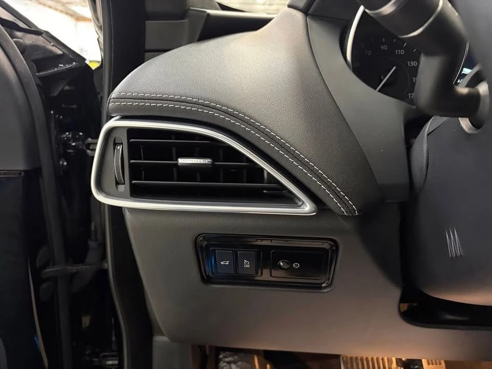 2020 Jaguar F-Pace - Image 16 of 19