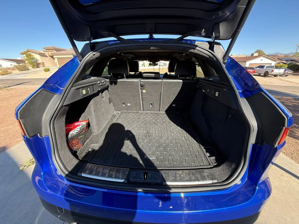2020 Jaguar F-Pace - Image 7 of 13